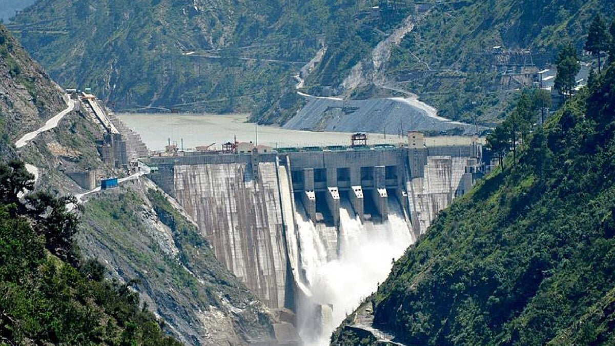 Kashmir police flag 29 hydroelectric project workers for links to militancy