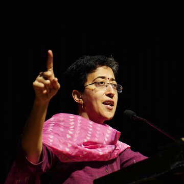 Delhi Speaker flags privilege breach against Jalandhar top cop