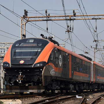 Two first-year nursing students from Kerala die after being run over by Vande Bharat Express