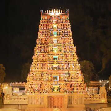 Kanakadurga temple to roll out TTD-like online services after Bhavani Deeksha rush