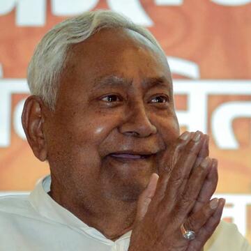 All eyes on Nitish Kumar as Bihar awaits its next Chief Minister