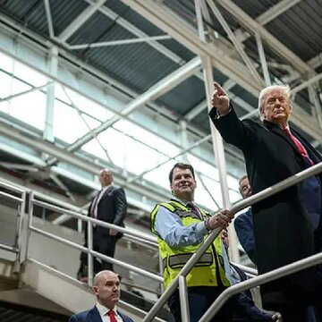 US President Trump’s obscene middle-finger gesture reignites controversy as Epstein row continues