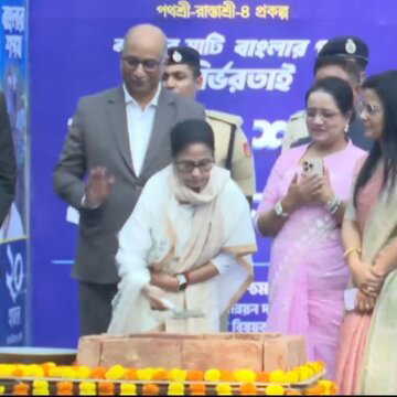 CM Mamata Banerjee launches Pathasree-Rastasree phase 4, state to build 20K kilometres of roads