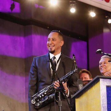 Sheila E. tearfully pays tribute to Jimmy Kimmel Live! bandleader Cleto Escobedo III after his passing at 59