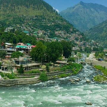 Old Manali or New Manali? Here’s what truly separates the two hill towns