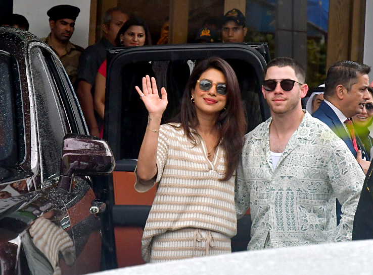 Nick Jonas joins viral ‘Teri Dulhan Sajaoongi’ trend, leaves Priyanka Chopra amused | WATCH