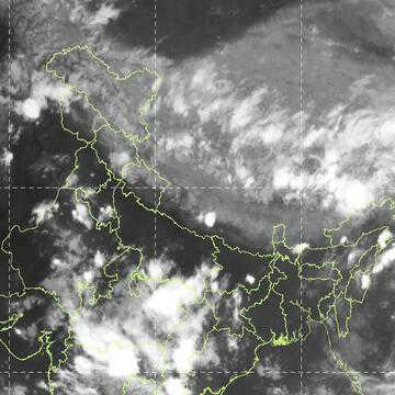 Delhi likely to miss usual monsoon arrival date as weak rains slow its advance