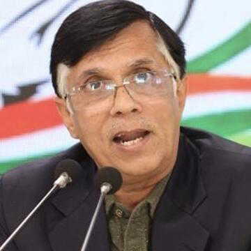Supreme Court grants anticipatory bail to Pawan Khera in case linked to remarks on Assam CM’s wife