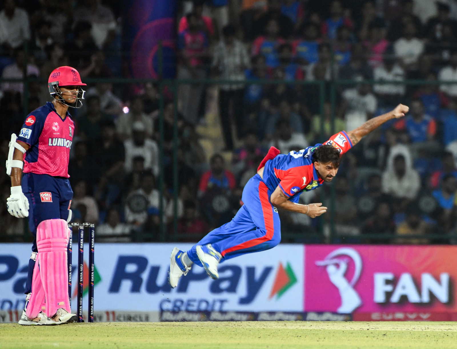 Mohit Sharma bids adieu to cricket,retires at the age of 37