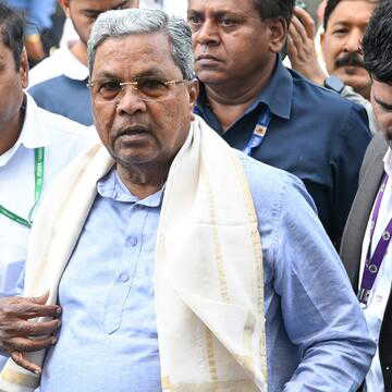 Karnataka Congress faces fresh churn as MLAs seek cabinet reshuffle, to meet high command