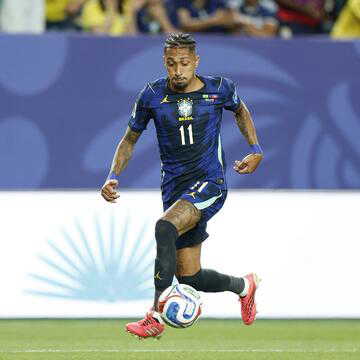 Brazil sweats over Raphinha injury but World Cup return remains possible