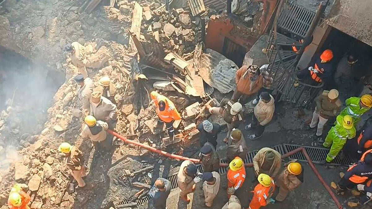 Devastating fire in Himachal's Solan: 8-year-old dies, several feared trapped