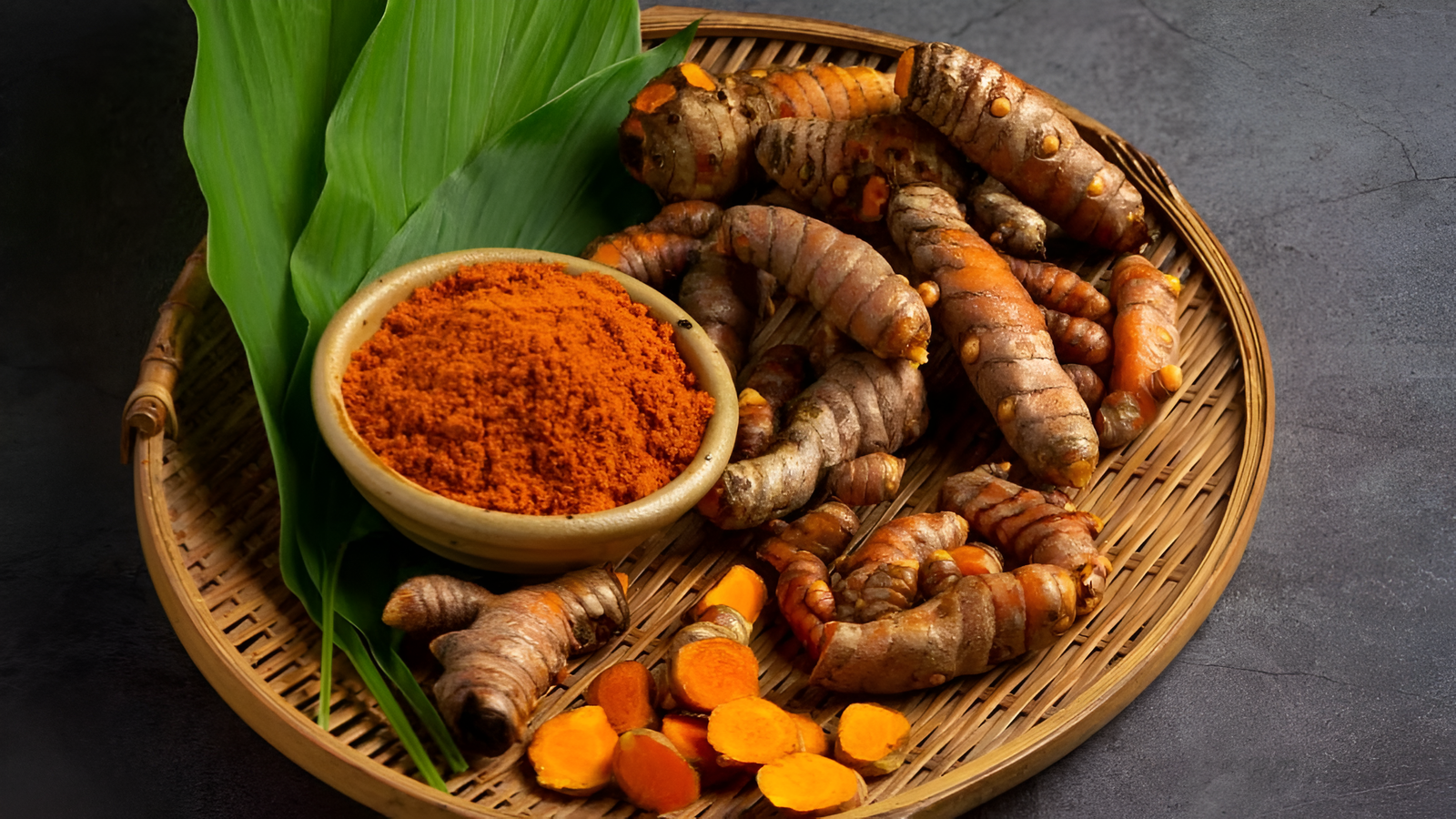 Winter skin woes? Try this homemade raw turmeric detox drink for glowing skin