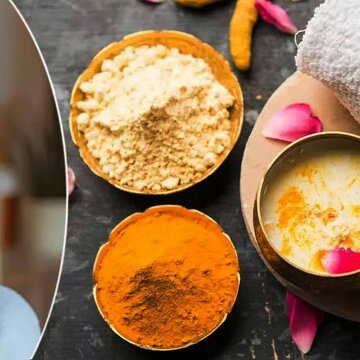 Wedding season glow: Simple turmeric remedies for dry and sensitive skin