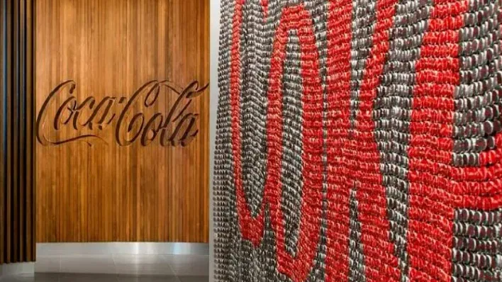 Coca-Cola Q3 performance beats forecast: Stock price jumps by 3.5%