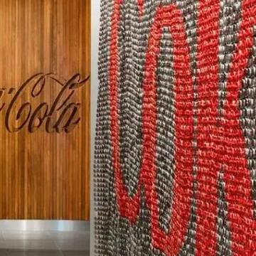 Coca-Cola Q3 performance beats forecast: Stock price jumps by 3.5%