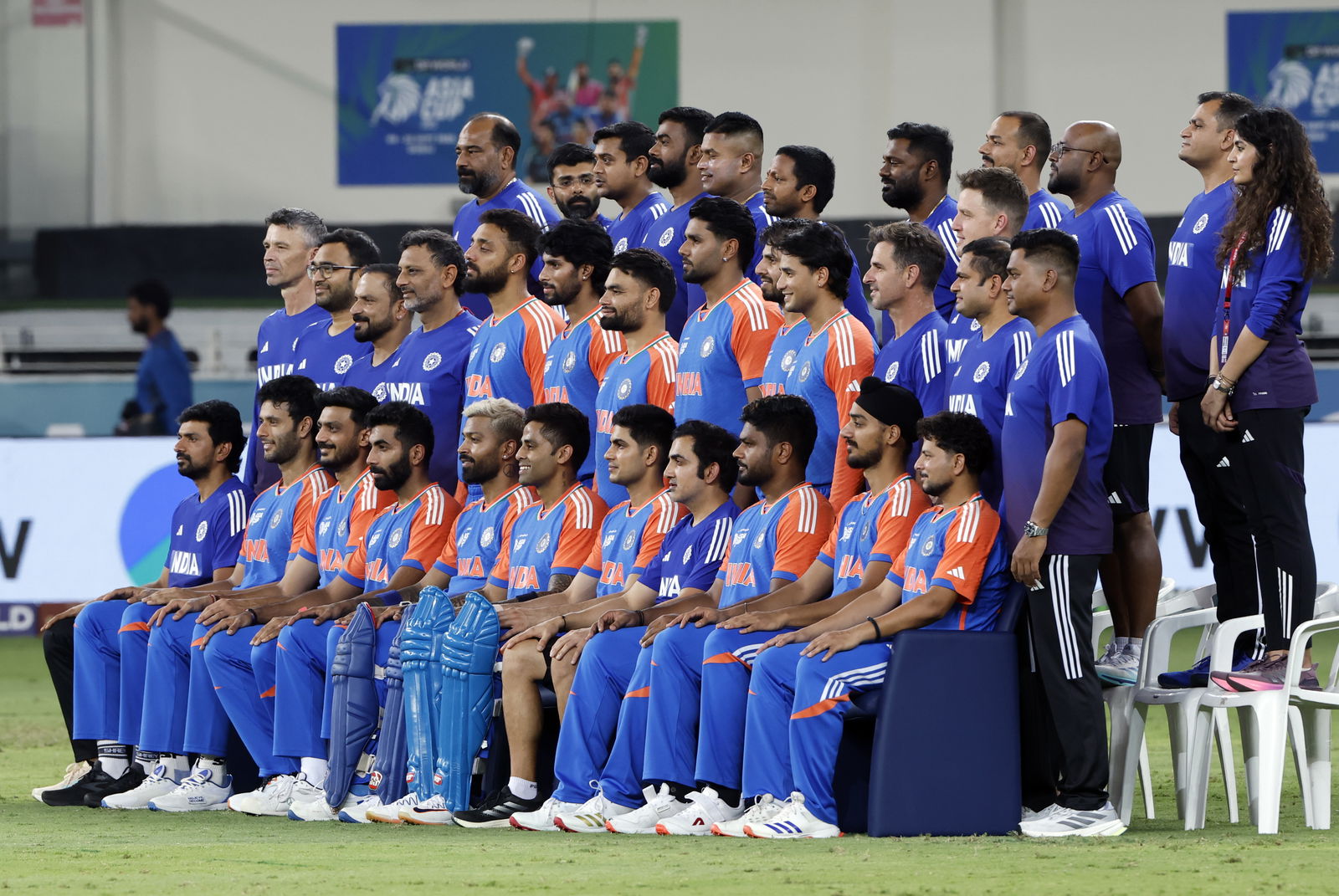 Indian cricket team refuses the Asia Cup trophy from PCB head