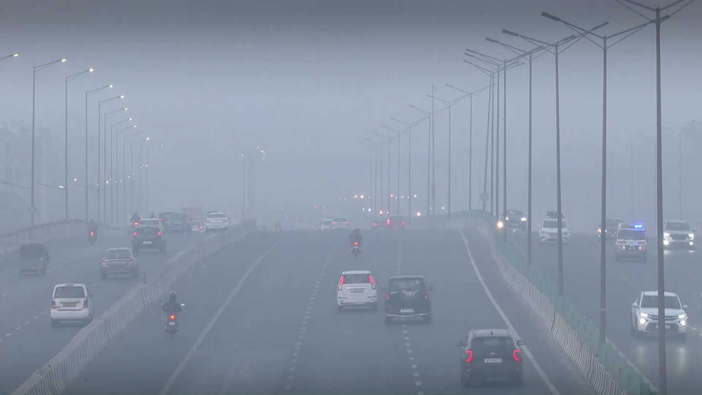 Delhi continues to choke as Bawana, Mundka rank among worst-hit with AQI near severe levels