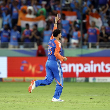 BTS from Indian dressing room, Kuldeep becomes impact player