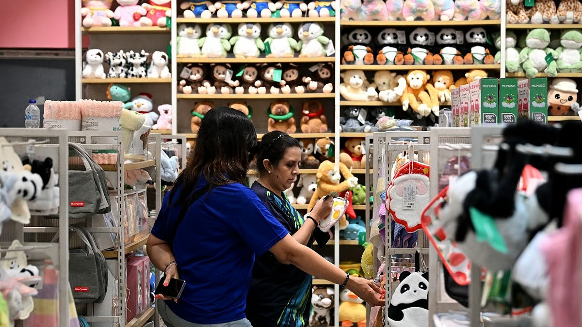 From kimchi to crop tops: how South Korean culture is shaping Kolkata’s youth