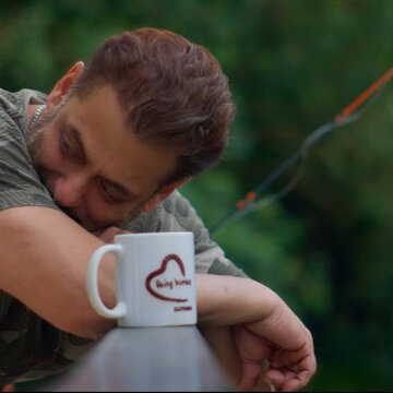 Do you know Salman Khan's net worth? The figure will blow your mind