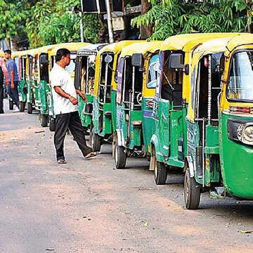 LPG shortage hits Kolkata autos: Long queues, fewer vehicles, rising commuter woes