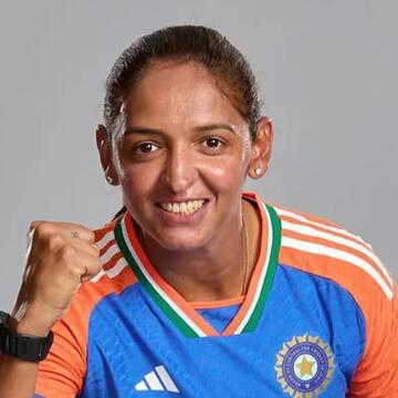 Harmanpreet Kaur creates history by overtaking Suzie Bates with most international appearance