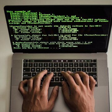 4 arrested in Surat by Enforcement Directorate on multiple counts of cybercrime worth Rs. 100 crores