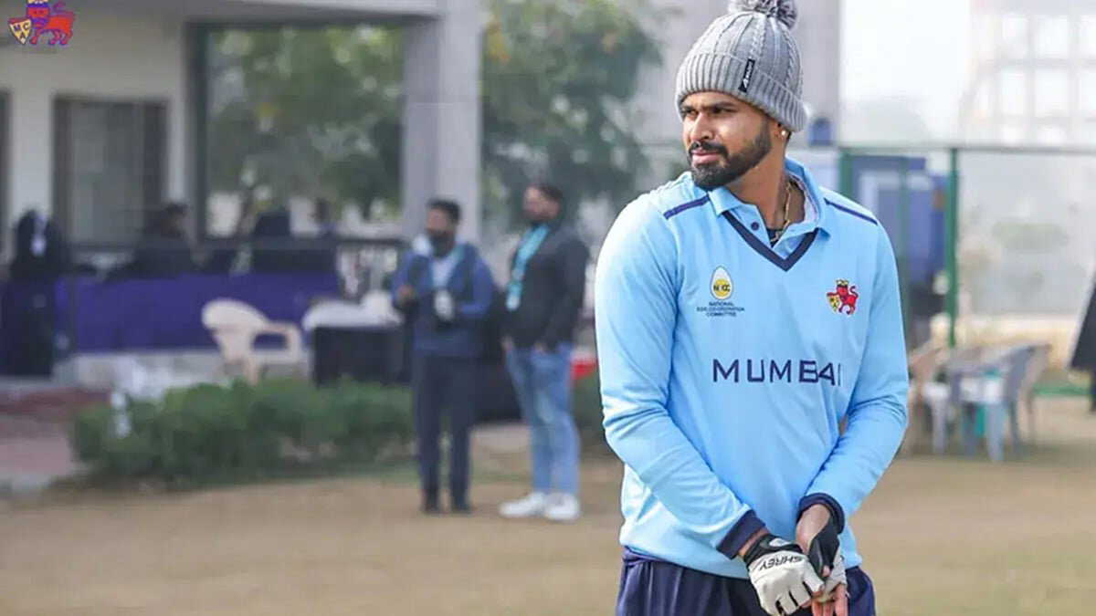 Shreyas Iyer Cleared by BCCI CoE, set to Boost India for New Zealand ODI Series Opener