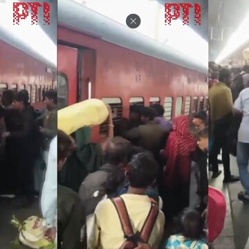 Viral video shows huge chaos as crowds swarm Bihar-bound trains at Jalandhar station ahead of Chhath puja