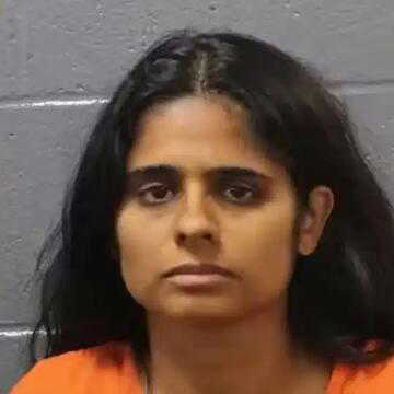 'I tried to get her out': 911 audio emerges in Florida child death case | WATCH