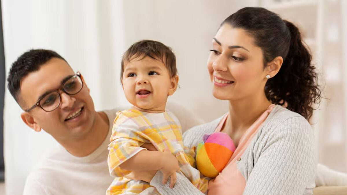 Both parents busy at work? The simple 7-7-7 formula can help you spend better time with your little one