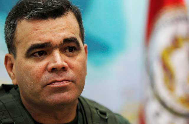 Venezuela's defence minister talks of resistance against the presence of foreign troops