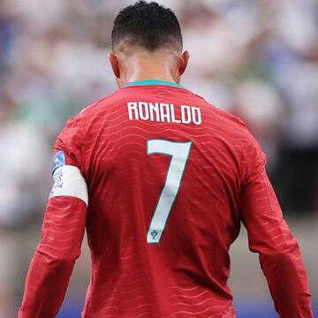 Cristiano Ronaldo creates World Cup history as Portugal thrash Uzbekistan