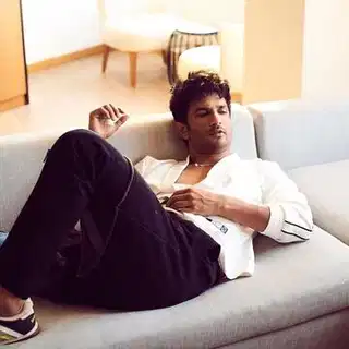 'Some souls grow larger with time': Sushant Singh Rajput's sister pens emotional tribute on death anniversary