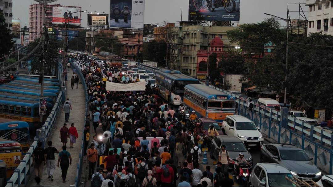 Is bus driving becoming an extinct job in Kolkata? Here's what the report says