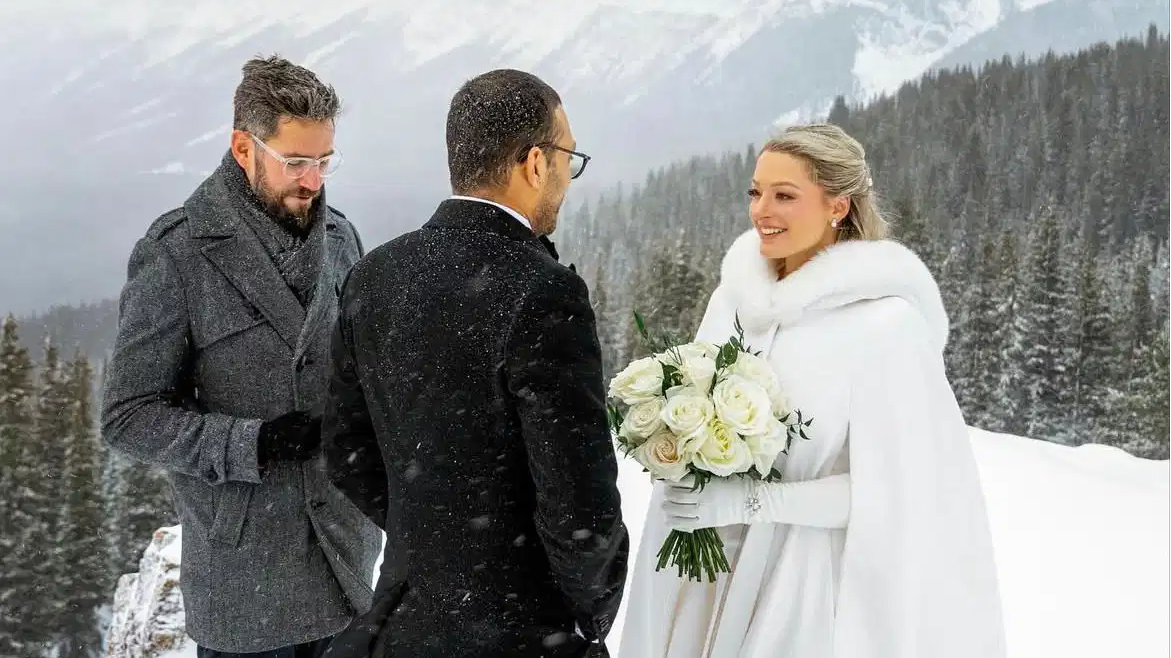 Canadian couple hikes through snowstorm to get married at Banff National Park: WATCH