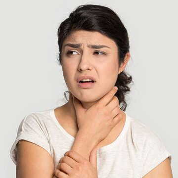 Weight gain, hair loss, mood swings? These everyday signs could point to a thyroid disorder