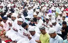 Delhi’s Uttam Nagar sees calm Eid after 'khoon ki holi' tensions, locals thank police with flower petals | WATCH