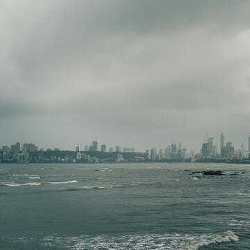 Mumbai hit by heavy rain, orange alert issued ahead of monsoon arrival