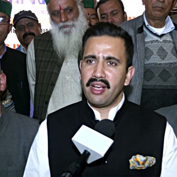 Who is Vikramaditya Singh? Himachal Pradesh minister weds Panjab University assistant professor
