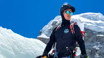 Bengal’s Shuvam Chatterjee completes Everest-Lhotse double summit, nears global record