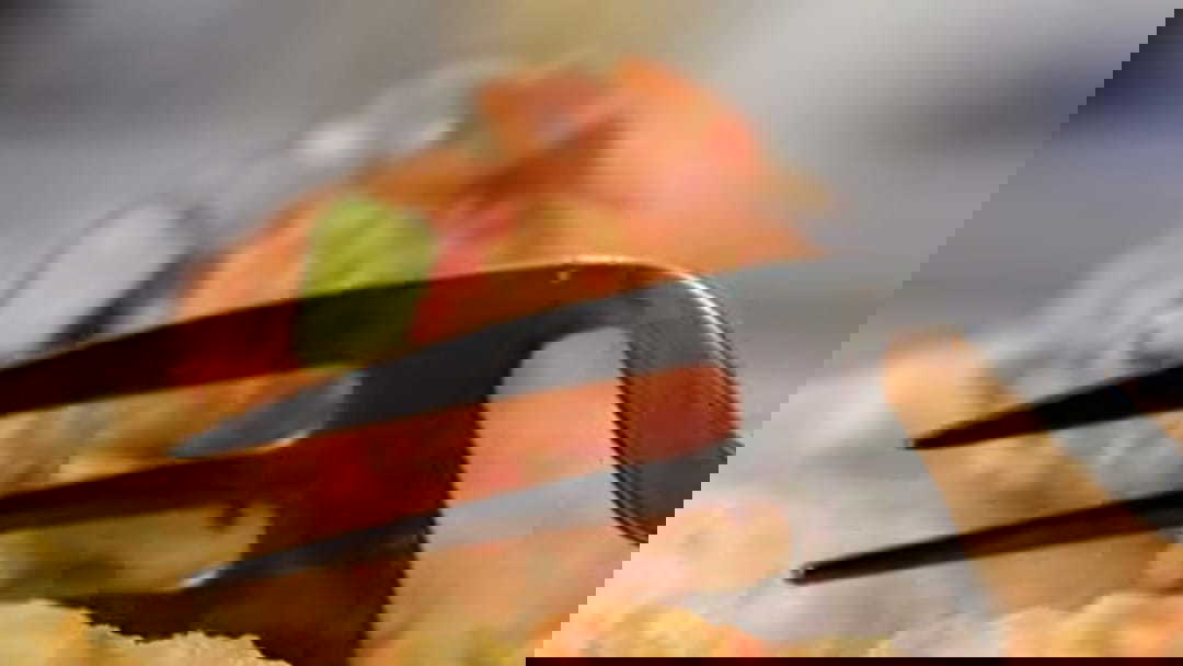 Try Chef Kunal Kapur's 2-minute fuss-free carrot cake this Christmas