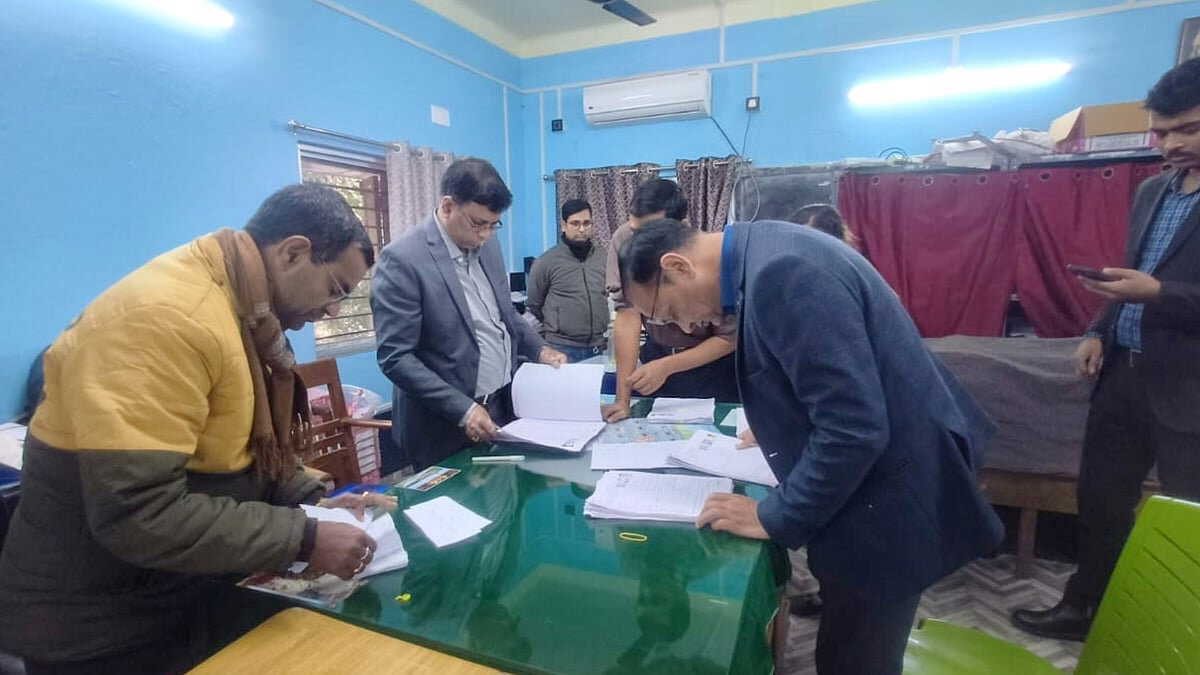 Election Commission rolls out new rules for SIR hearings of overseas voters