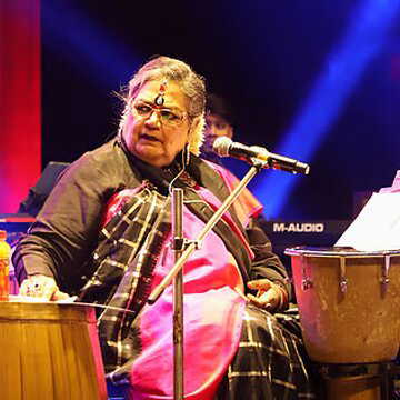 Usha Uthup’s soulful retro night blends nostalgia, memories, and music