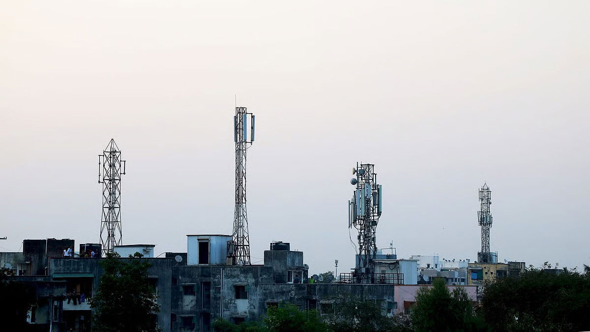 Prime Minister to inaugurate BSNL's 4G mobile tower sites today