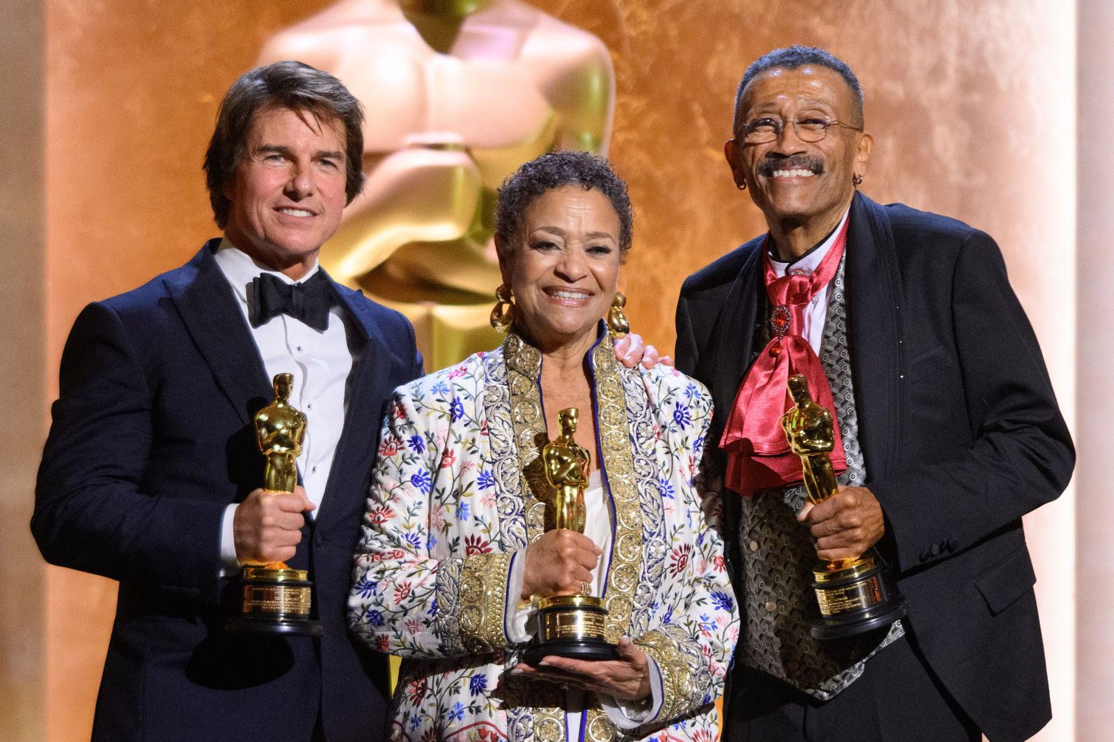 What is an Honorary Oscar? THIS insanely popular Hollywood star was honoured for the first time ever