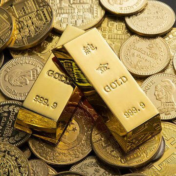Gold surges to record high amid global uncertainty and festive demand