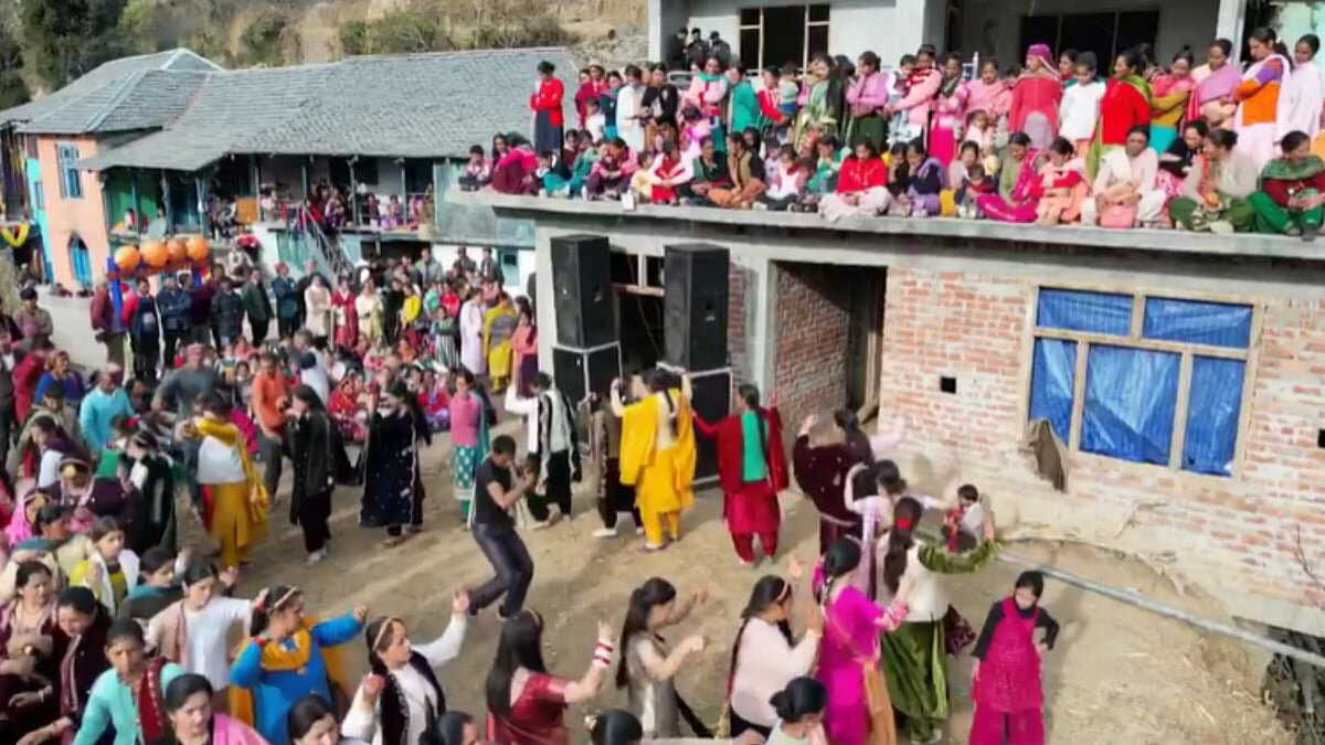 Viral video shows roof caving in during wedding celebration in Himachal | Watch