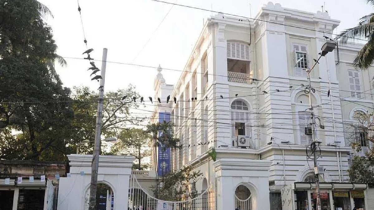 Protest erupts at Presidency University against DPPGI control over retirement benefits